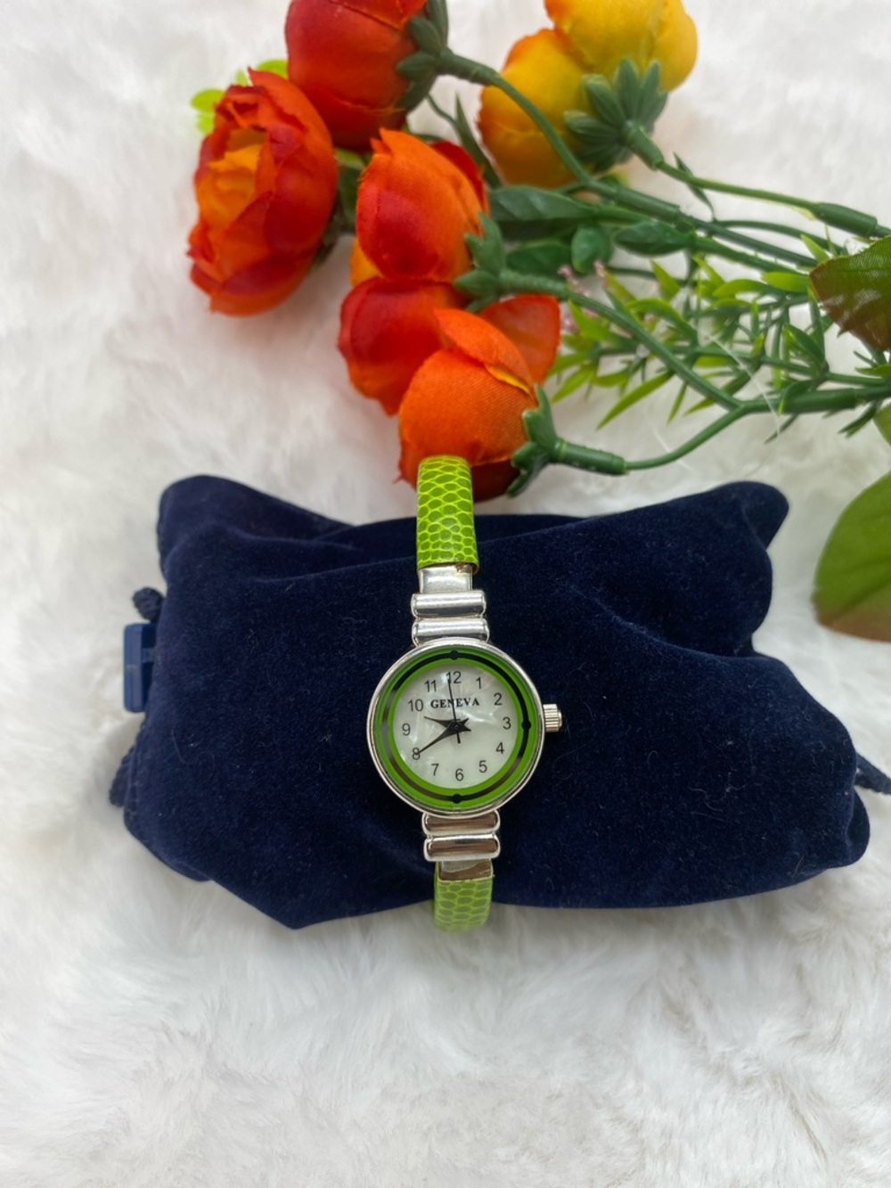 FREE Geneva Bracelet Watch